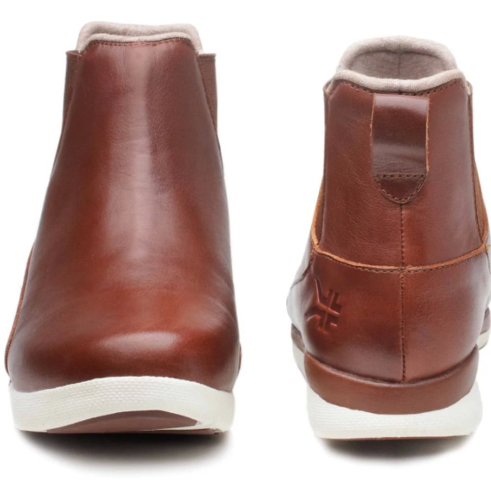 KURU LUNA Chelsea Boot